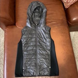 Packable down vest with hood
